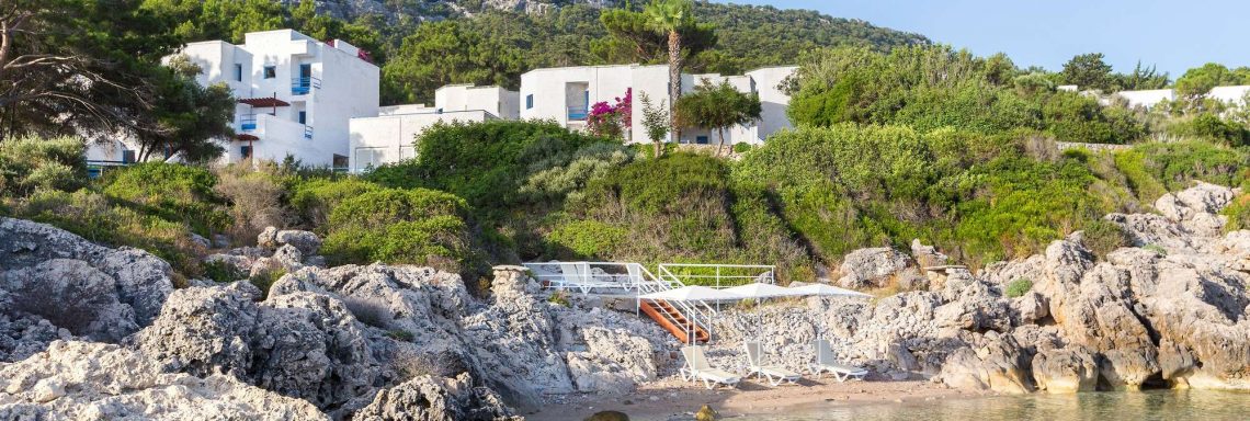 Club Med Kemer, en Turquie - Vue du complexe percher en hauteur dans les monts Taurus