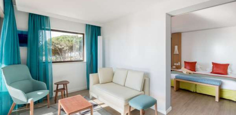 Club_Med_Cotes_Mediterraneennes_Da_Balaia_suite_room_1_5